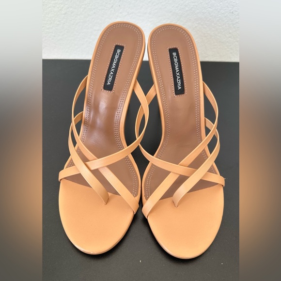 BCBGMaxAzria Shoes - BCBGMAXAZRIA Davey Sandal